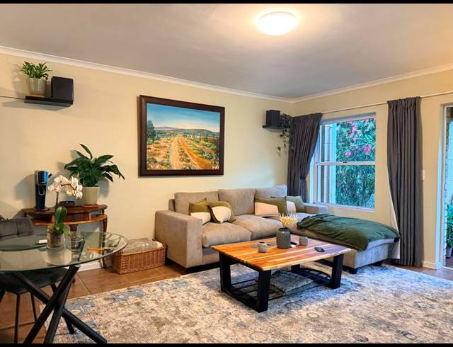 2 BEDROOM APARTMENT FOR SALE IN DURBANVILLE